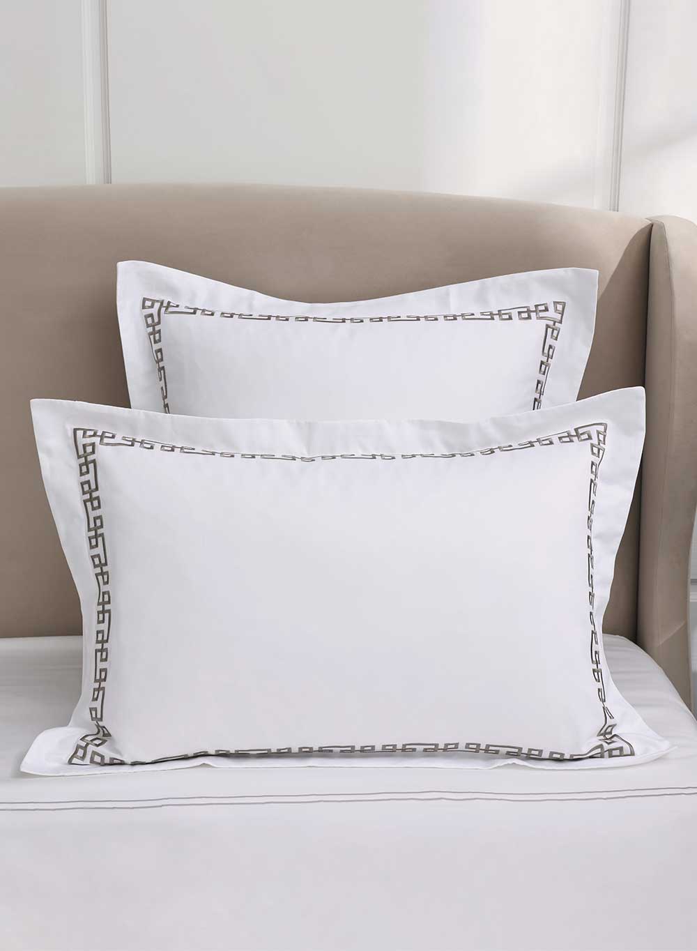A stylish embroidered border, on 500tc Egyptian cotton. Ares is a contemporary and modern design.